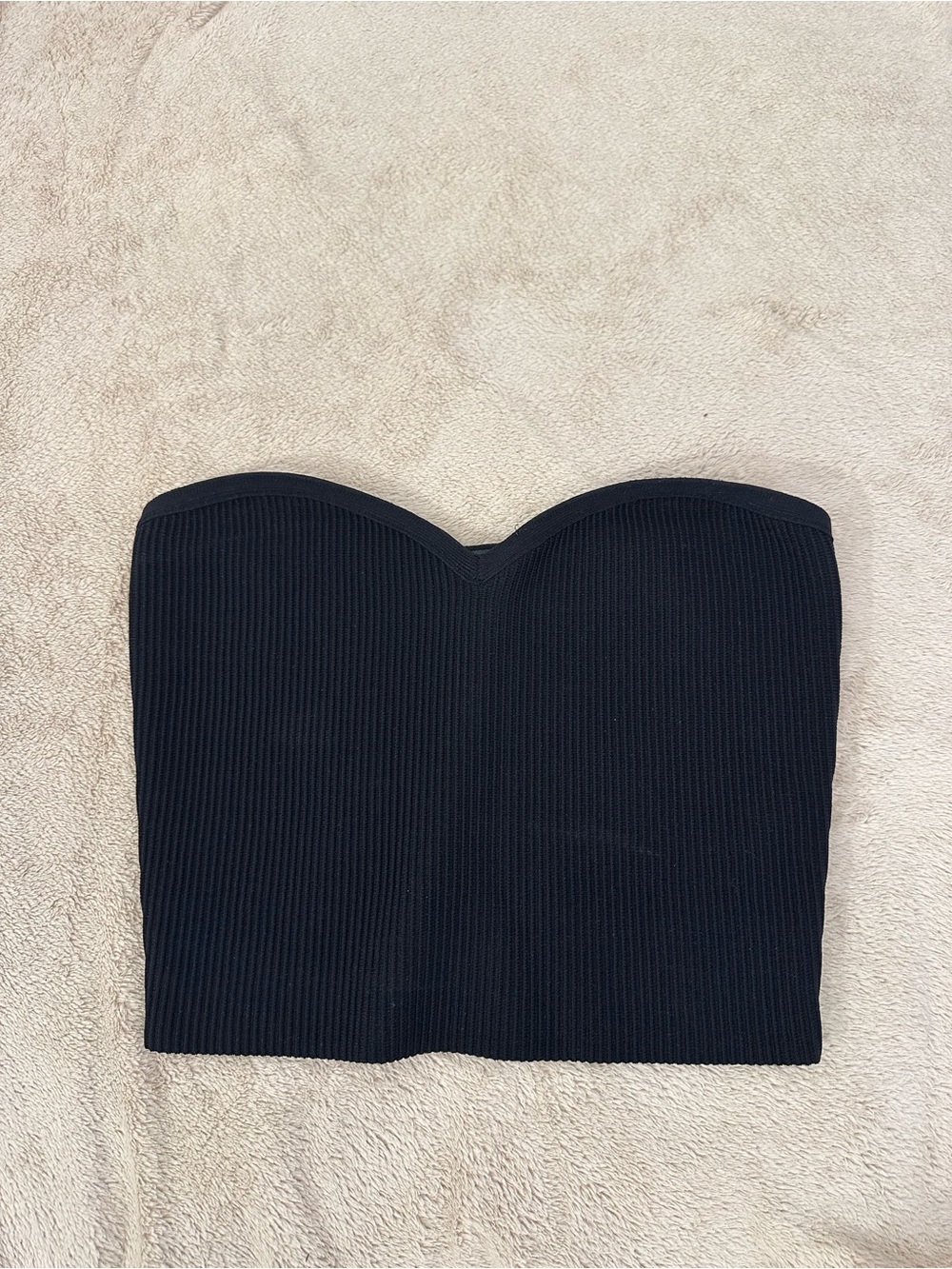 Aritzia babaton ribbed scult tube top heart lined in black medium